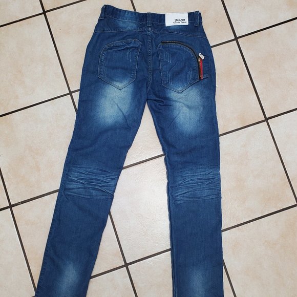 Red Zipper Accent Distressed Fade Blue Stretchy Denim Skinny Jeans - Picture 8 of 10